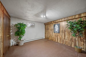  Photo 37