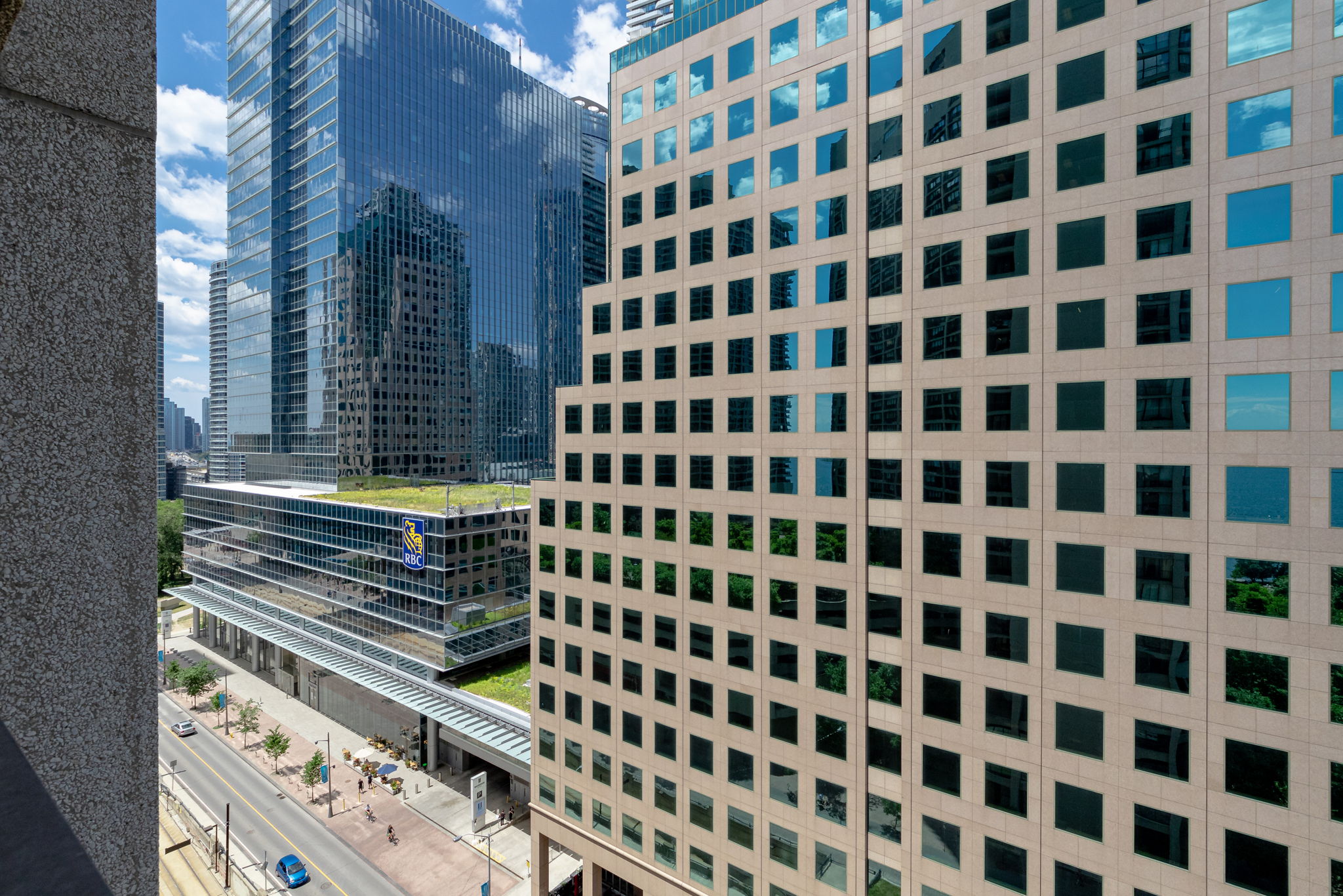 Toronto property showcase — delivered property photograph 42