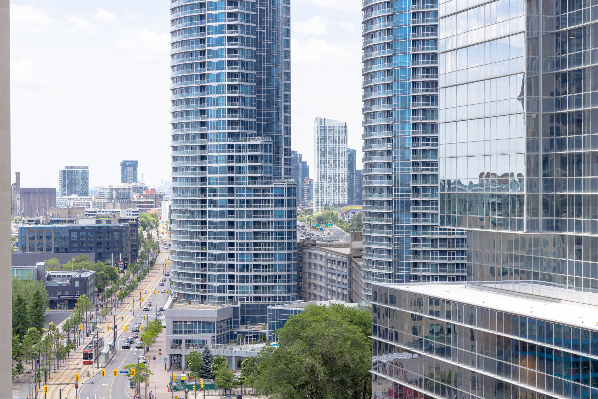 Toronto property showcase — delivered property photograph 38