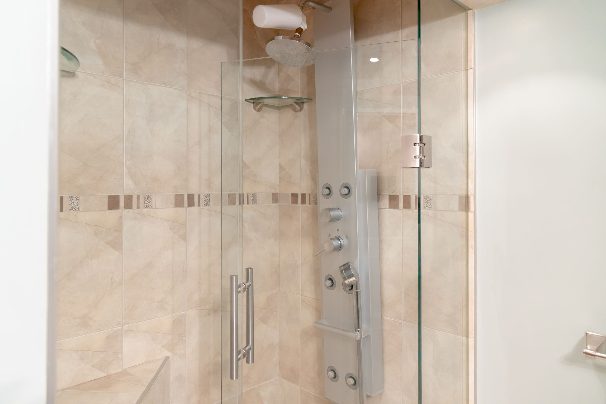 Toronto property showcase — delivered property photograph 35