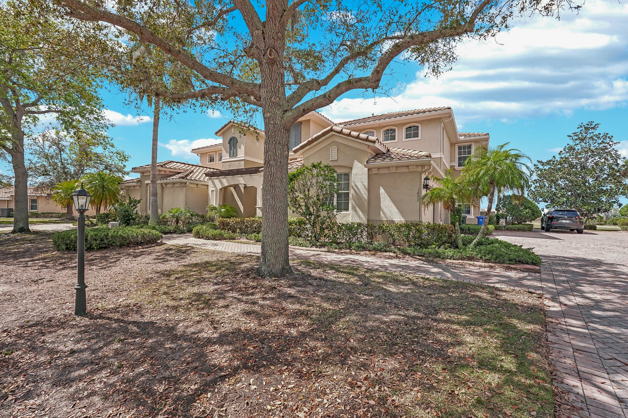 Emerald Dunes Dr-S0703-006r.jpg