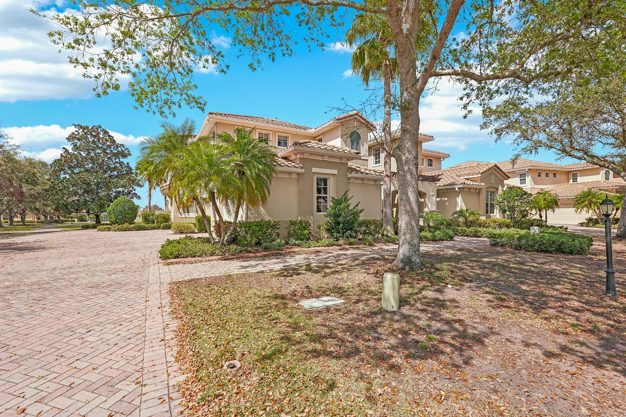 Emerald Dunes Dr-S0703-042r.jpg