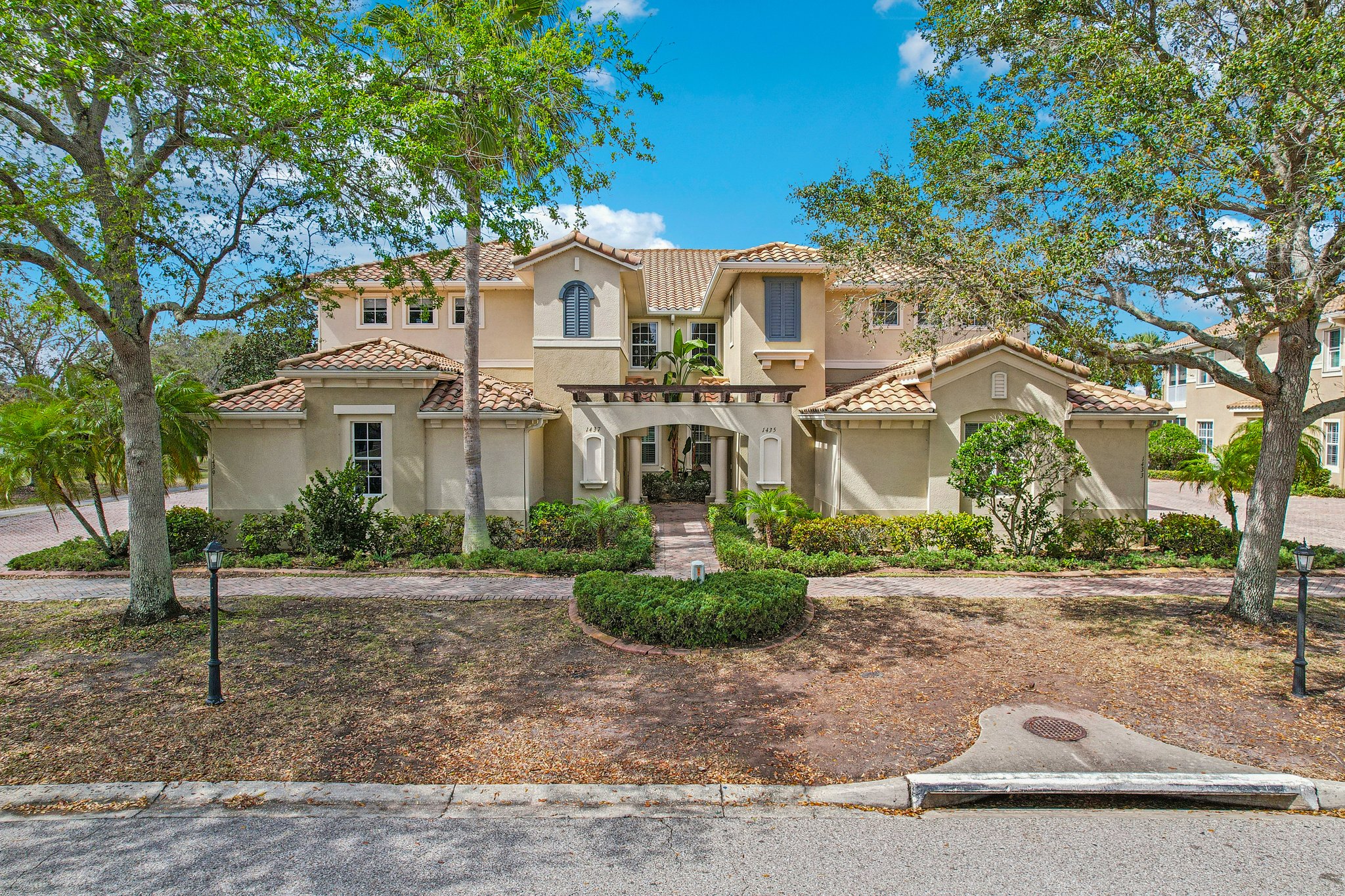 Emerald Dunes Dr-S0703-049r.jpg