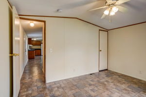 Robles Ave-011
