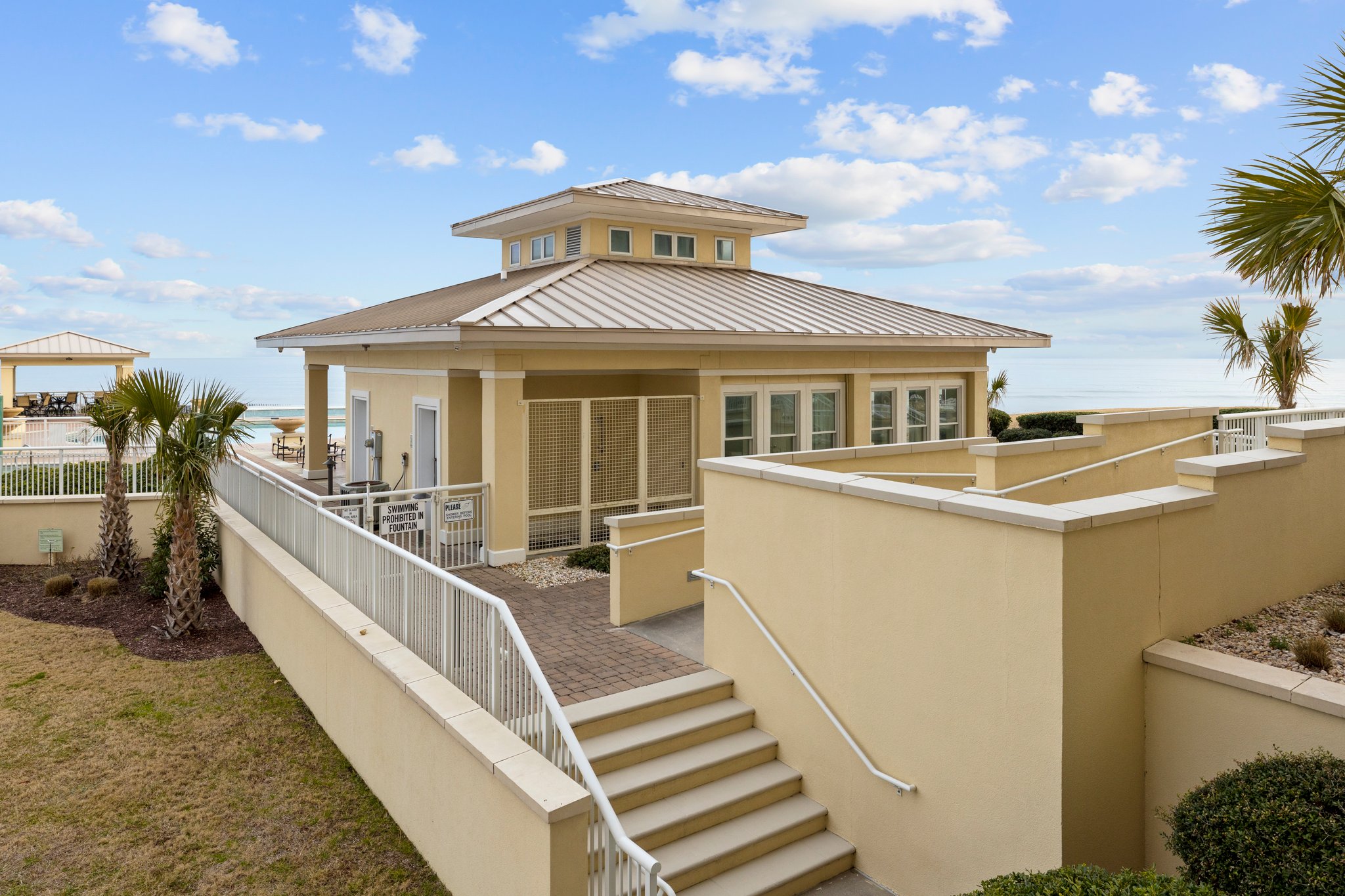 1435 Salter Path Rd, Atlantic Beach, NC 28512, USA