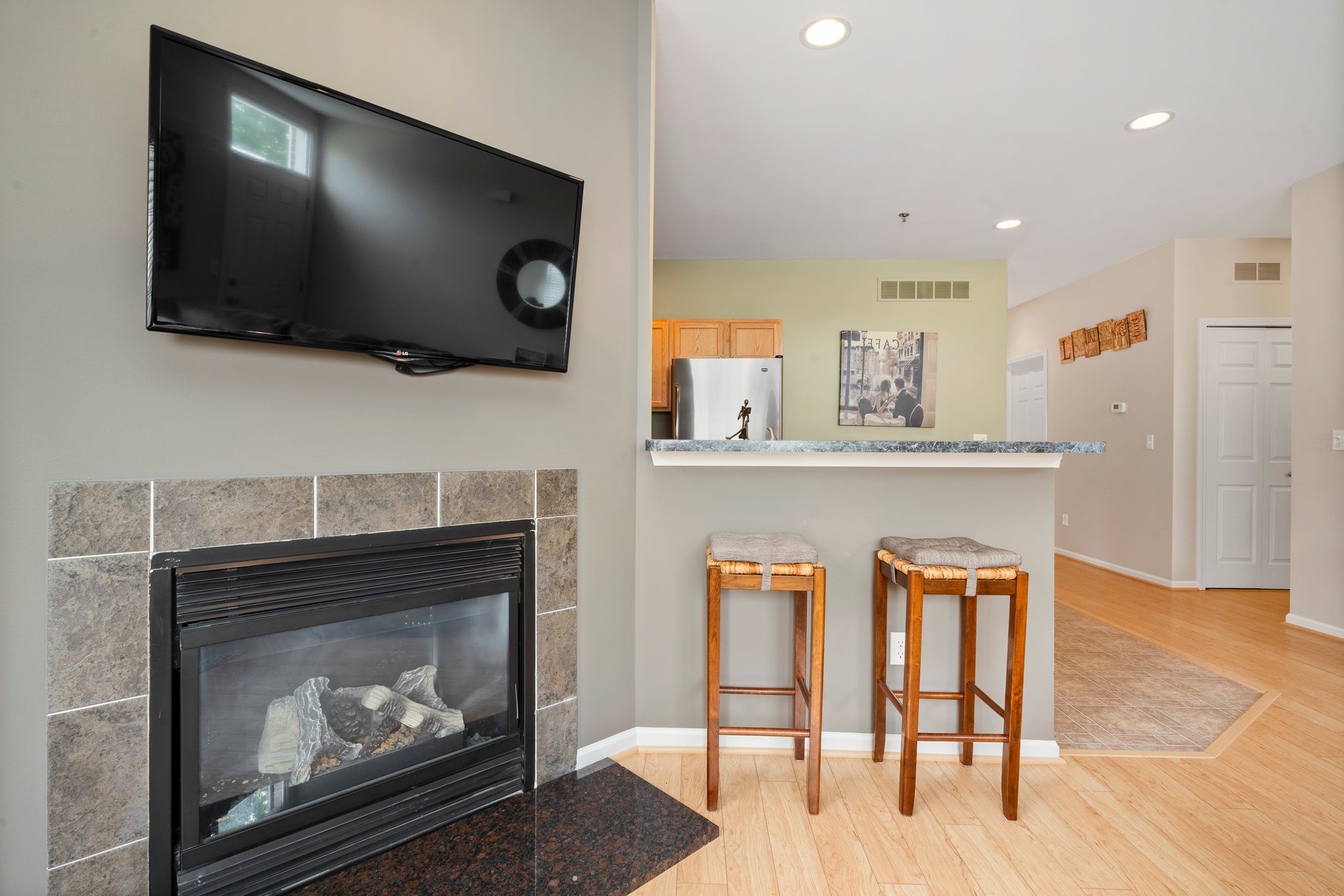 14351 Vauxhall Dr, Sterling Heights, MI 48313, USA Photo 9