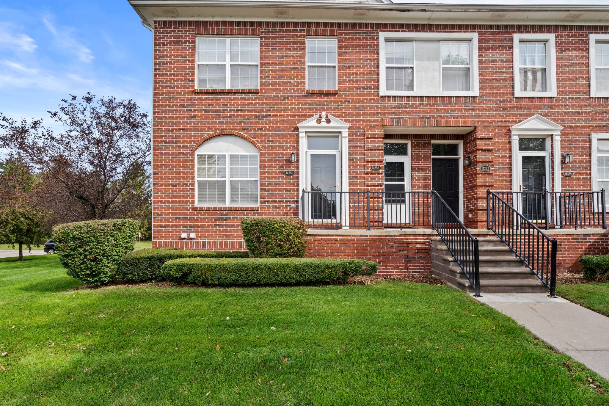 14351 Vauxhall Dr, Sterling Heights, MI 48313, USA Photo 28