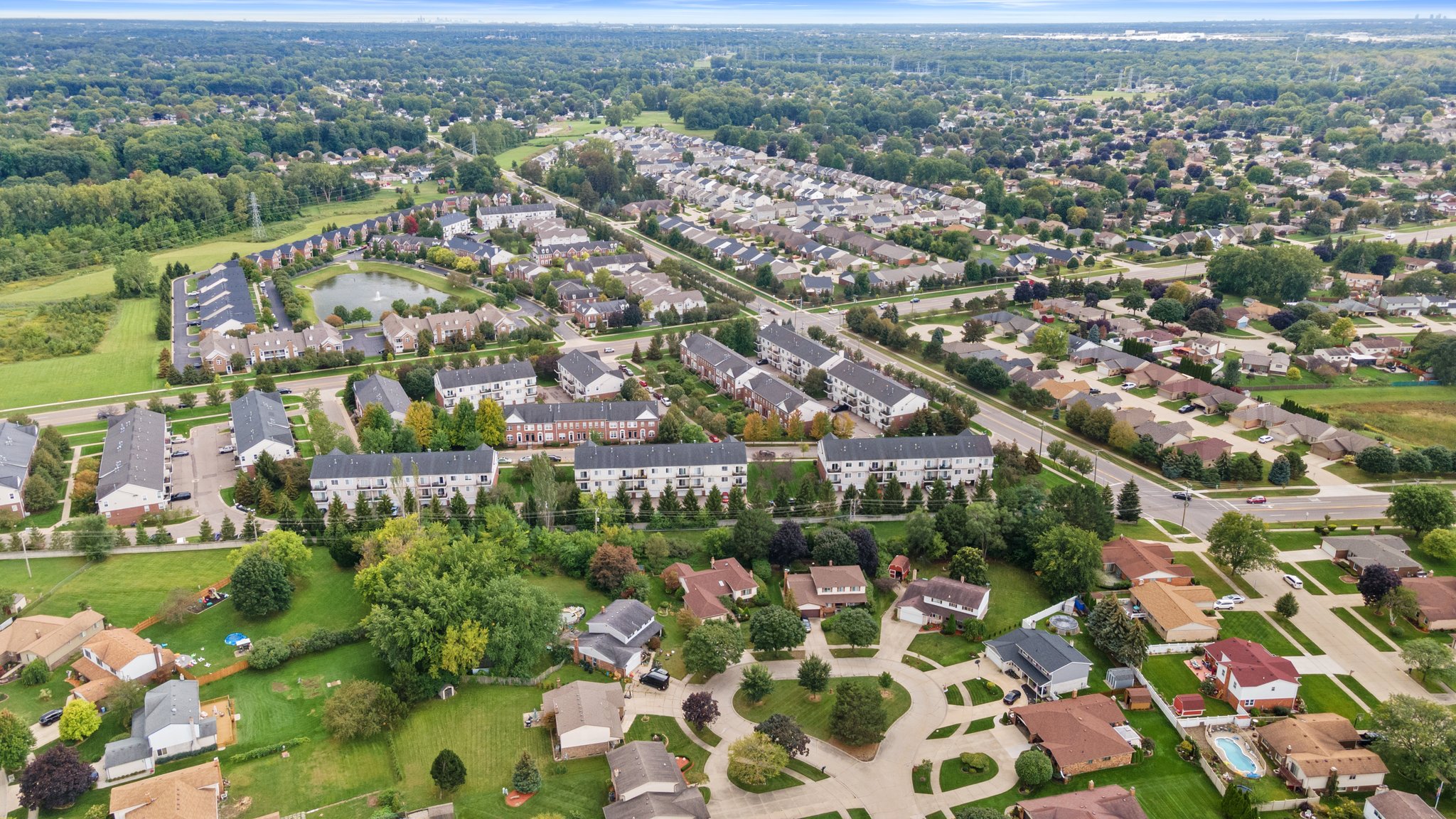 14351 Vauxhall Dr, Sterling Heights, MI 48313, USA Photo 39