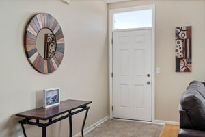 14351 Vauxhall Dr, Sterling Heights, MI 48313, USA Photo 6