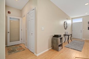 14351 Vauxhall Dr, Sterling Heights, MI 48313, USA Photo 13