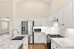 Kitchen (3)