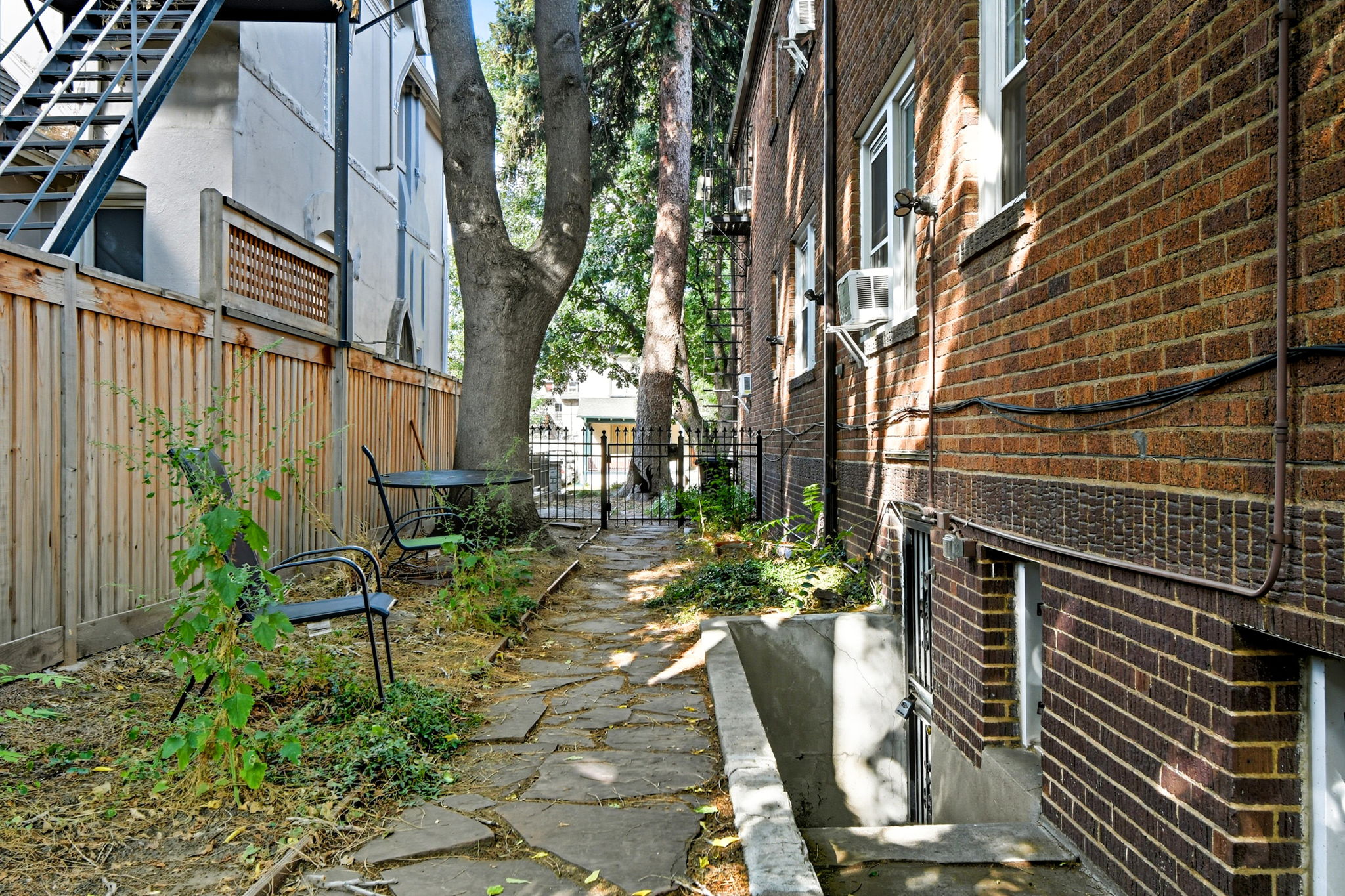  Photo 35