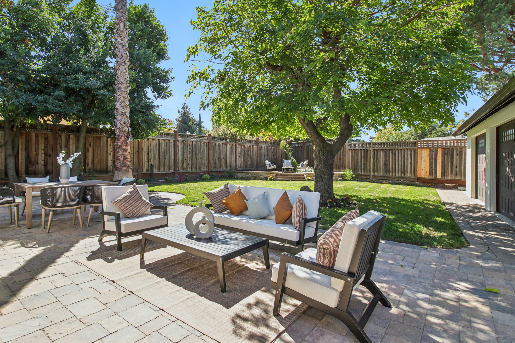 Lenray Ave-S0710-102.jpg