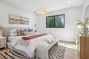 Lenray Ave-S0710-091.jpg