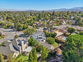 Lenray Ave-S0710-110.jpg