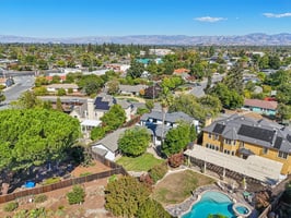 Lenray Ave-S0710-111.jpg