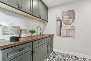 Lenray Ave-S0910-002.jpg