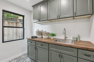 Lenray Ave-S0910-006.jpg