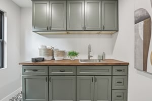 Lenray Ave-S0910-007.jpg