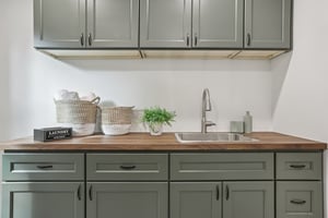 Lenray Ave-S0910-008.jpg