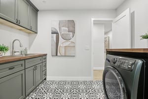 Lenray Ave-S0910-009.jpg