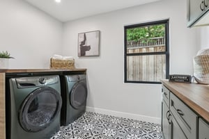 Lenray Ave-S0910-012.jpg