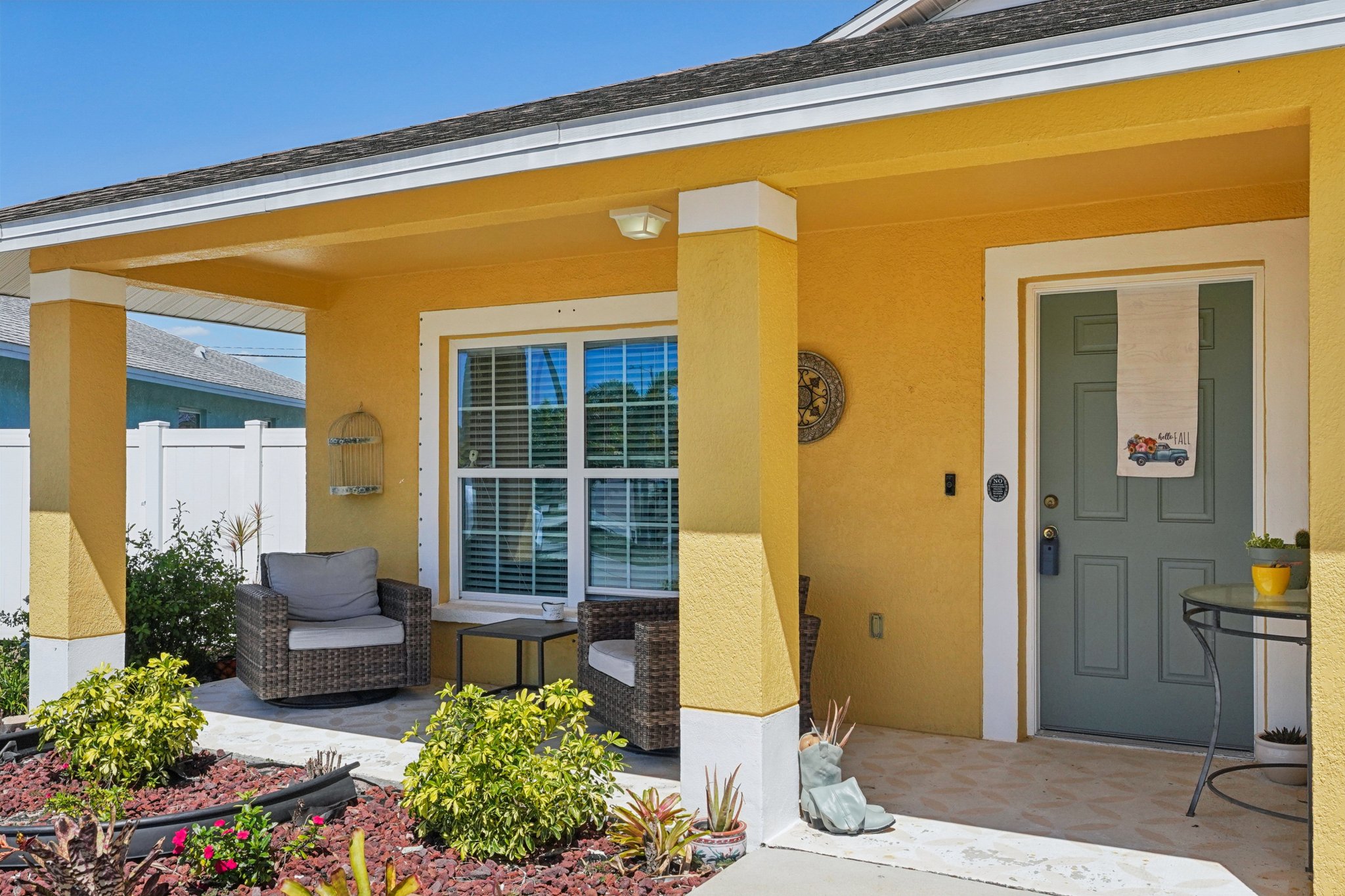 Blossom Bayou Cir-S2103-005.jpg