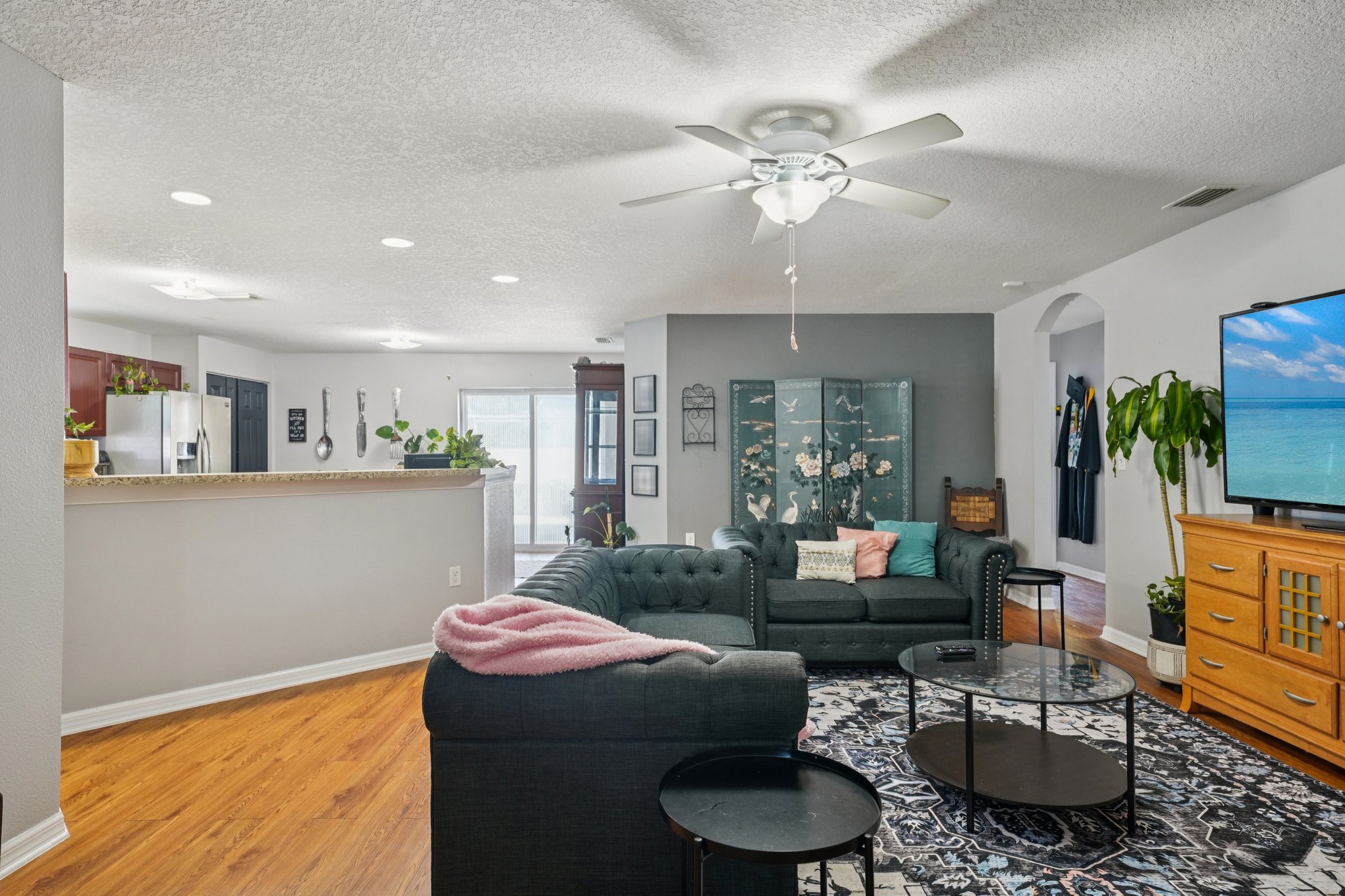 Blossom Bayou Cir-S2103-011.jpg