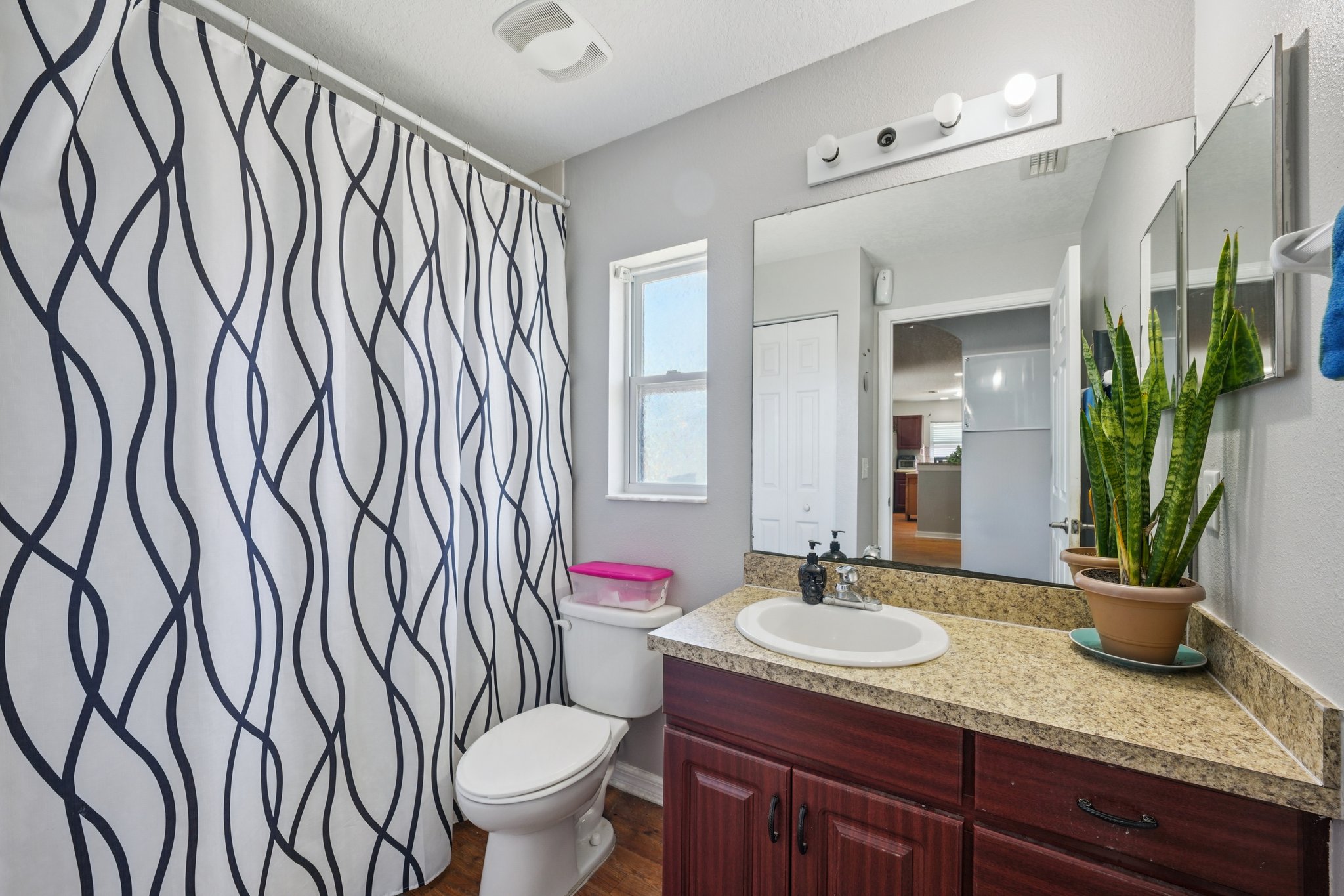 Blossom Bayou Cir-S2103-040.jpg