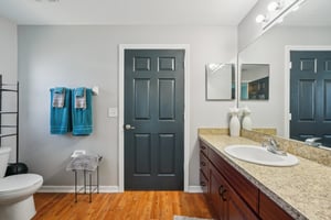 Blossom Bayou Cir-S2103-030.jpg