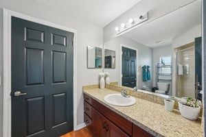 Blossom Bayou Cir-S2103-034.jpg