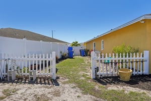 Blossom Bayou Cir-S2103-052.jpg