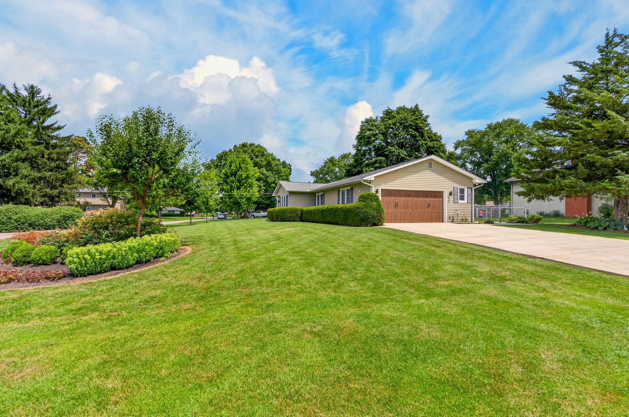 1438 Brenthaven Dr 32