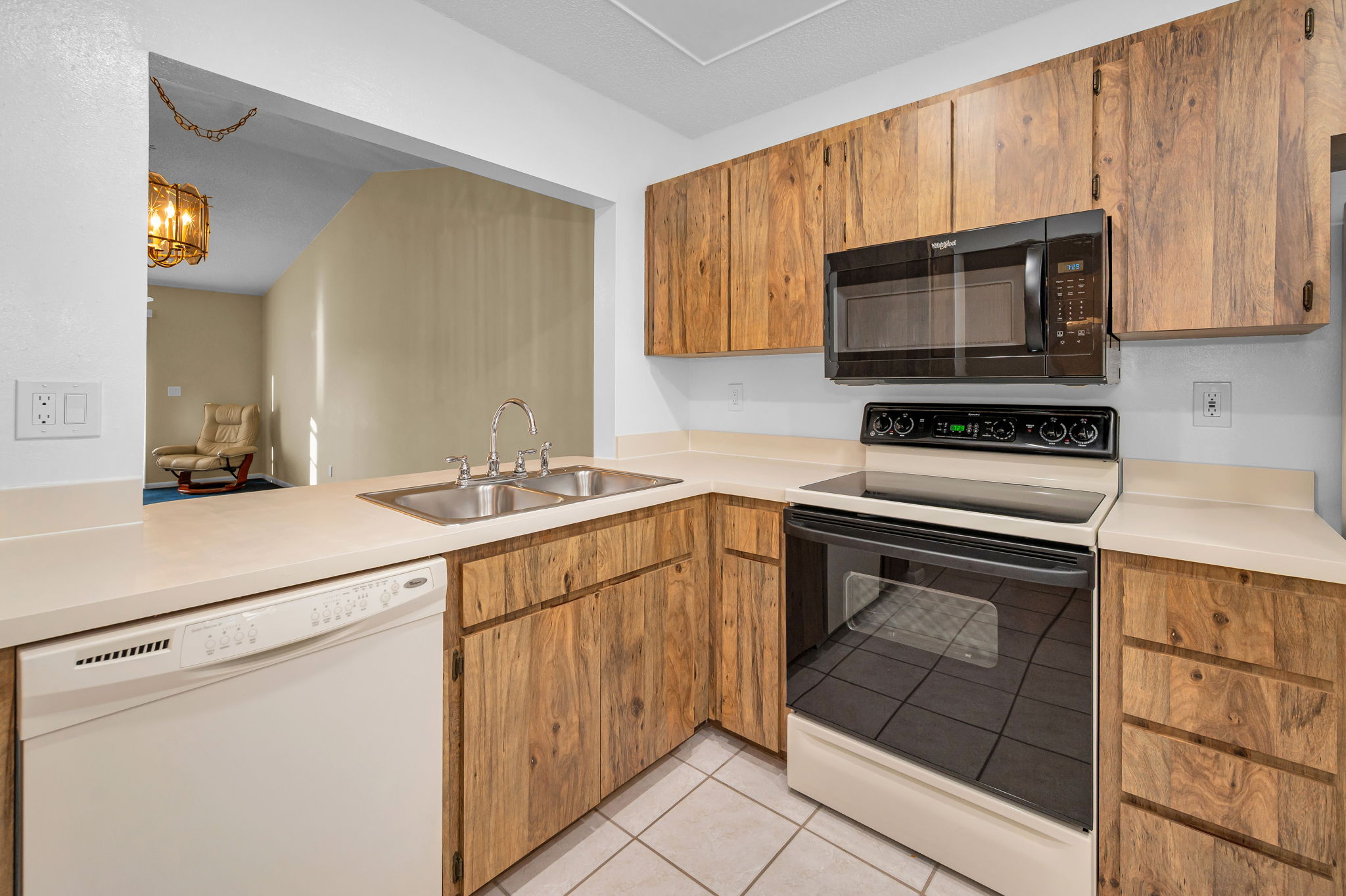 Kitchen12