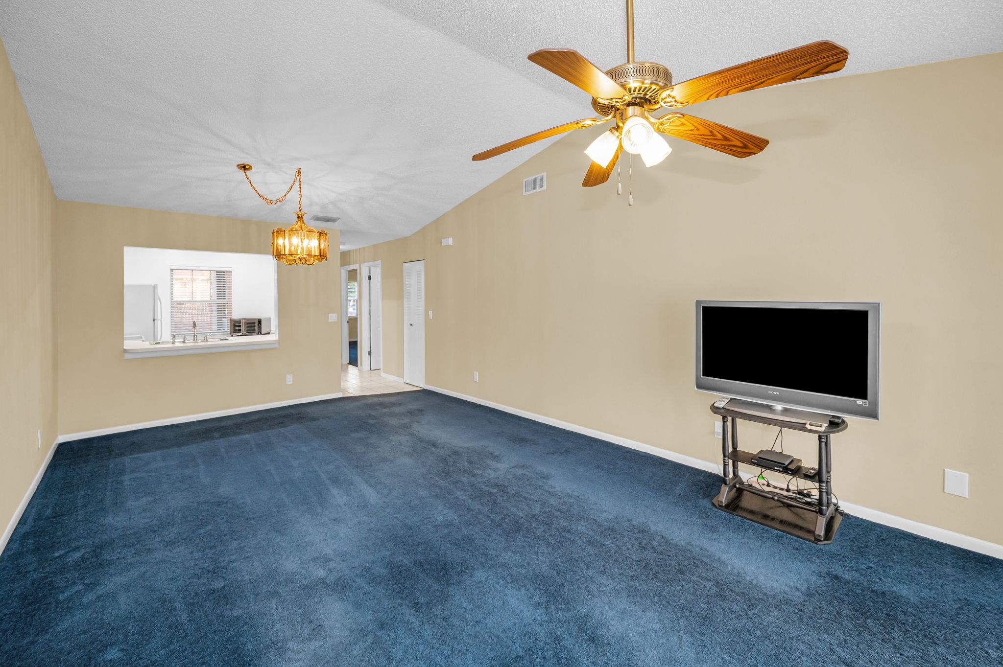 Living Room22