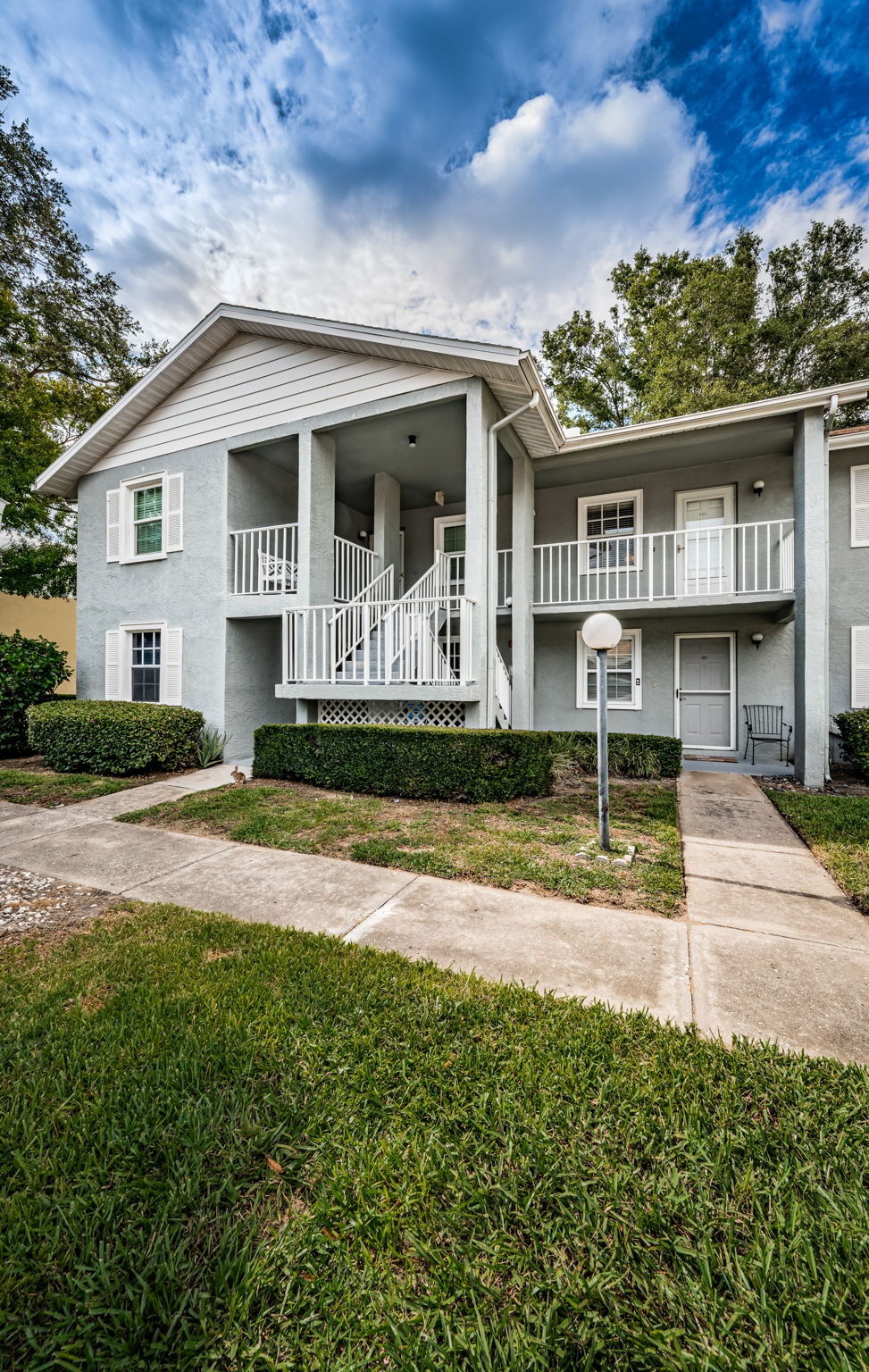 Front Exterior11