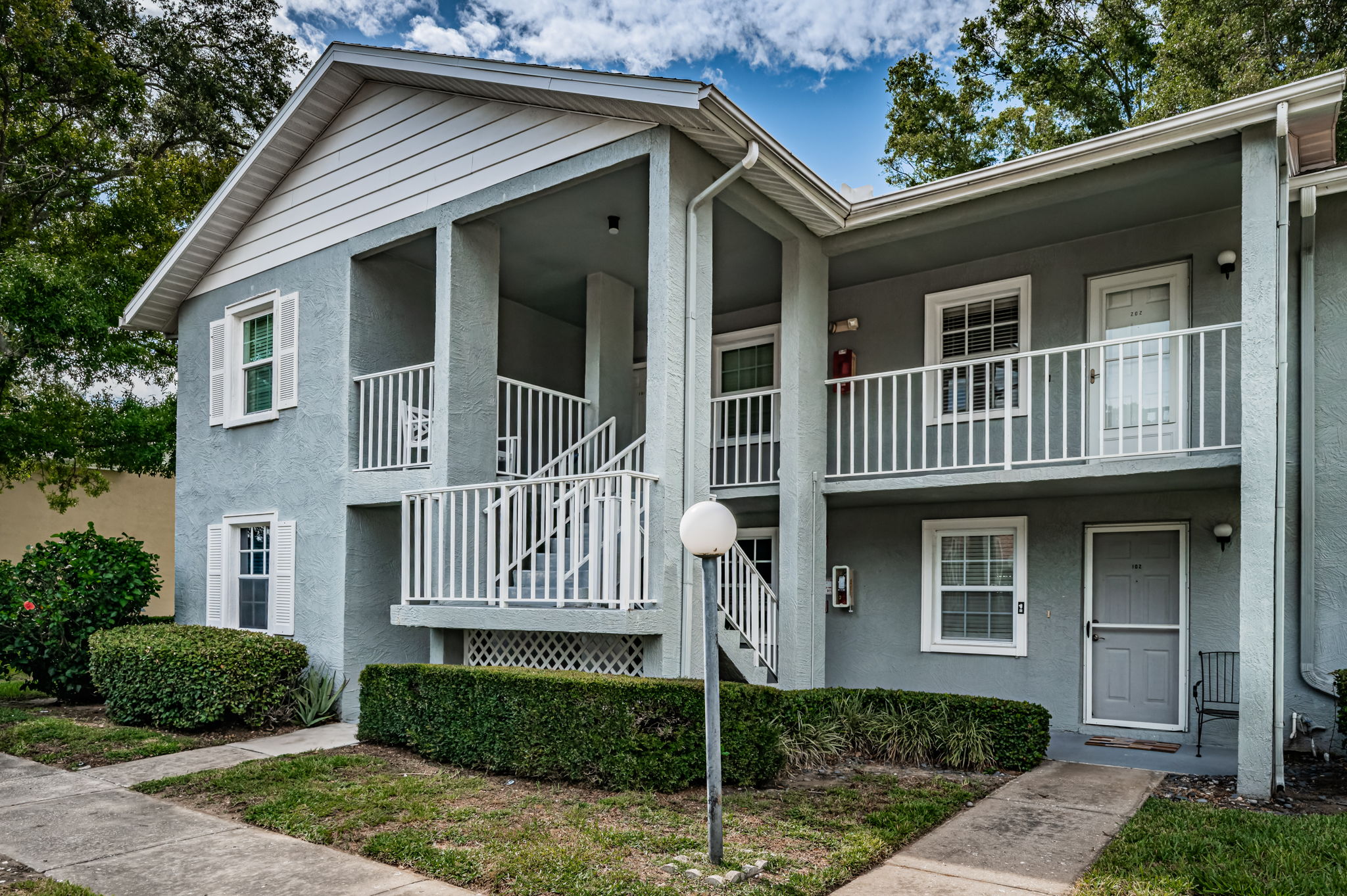 Front Exterior15
