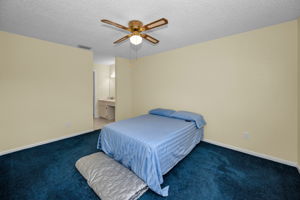 Master Bedroom10a