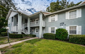 Front Exterior10