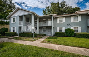 Front Exterior12