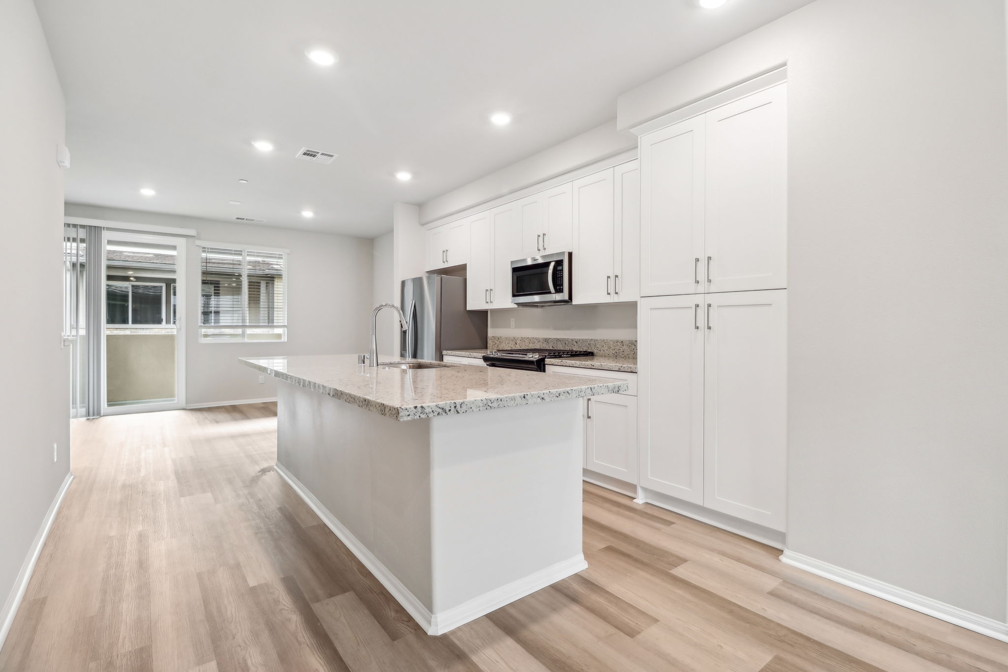 Southern California - Stratus - 1438 Stratus Dr, Pomona, CA 91768 - 006