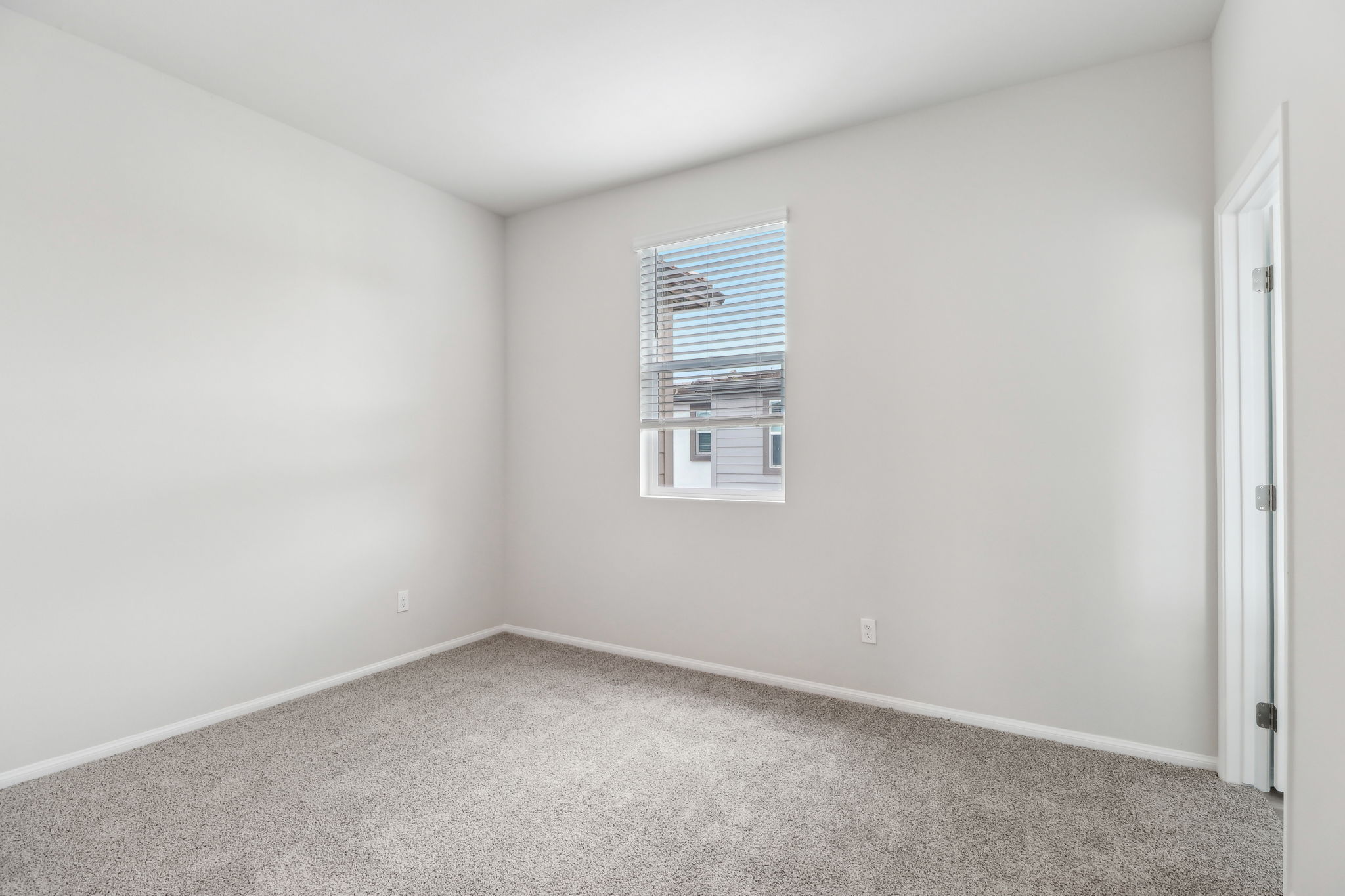 Southern California - Stratus - 1438 Stratus Dr, Pomona, CA 91768 - 013