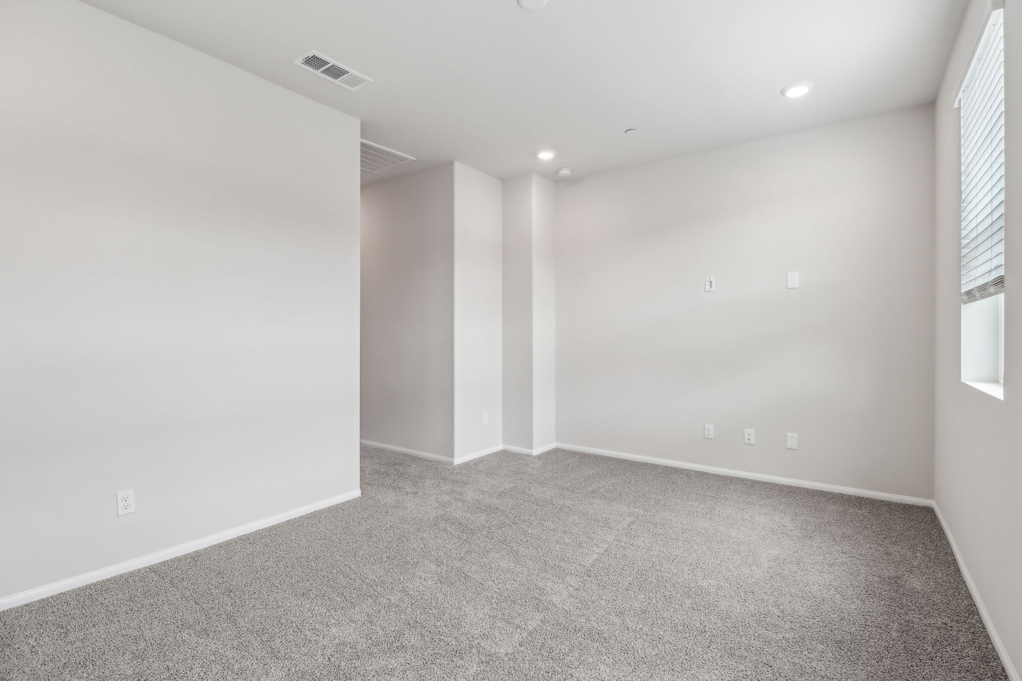 Southern California - Stratus - 1438 Stratus Dr, Pomona, CA 91768 - 018