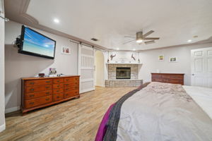 Musgrave Rd-S1610-044