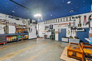  Photo 49