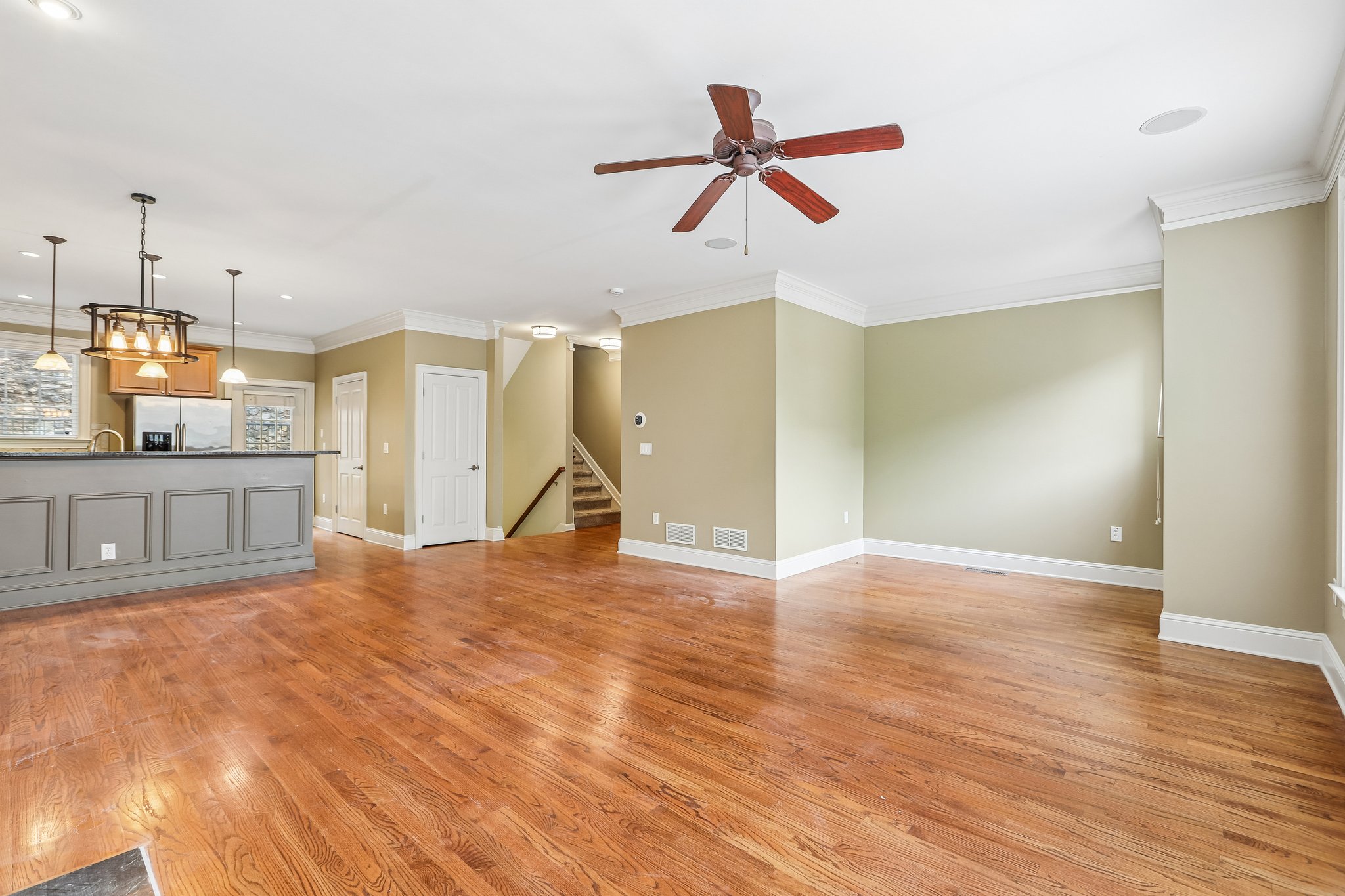 Ashford Creek Cir-S0610-009.jpg