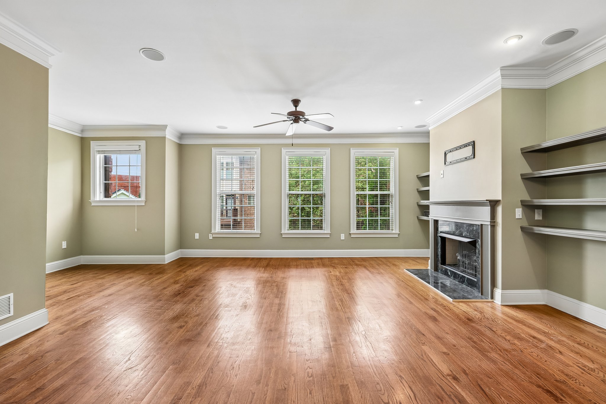 Ashford Creek Cir-S0610-010.jpg