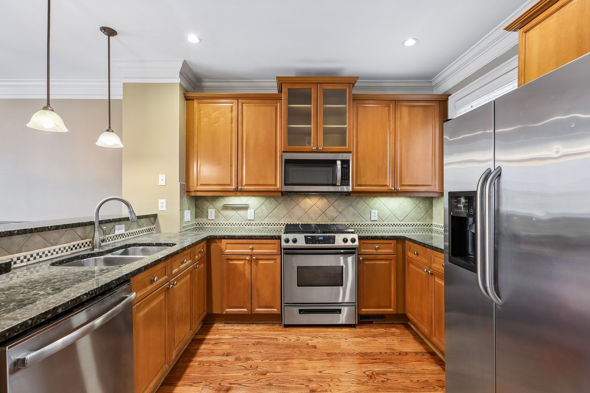 Ashford Creek Cir-S0610-015.jpg