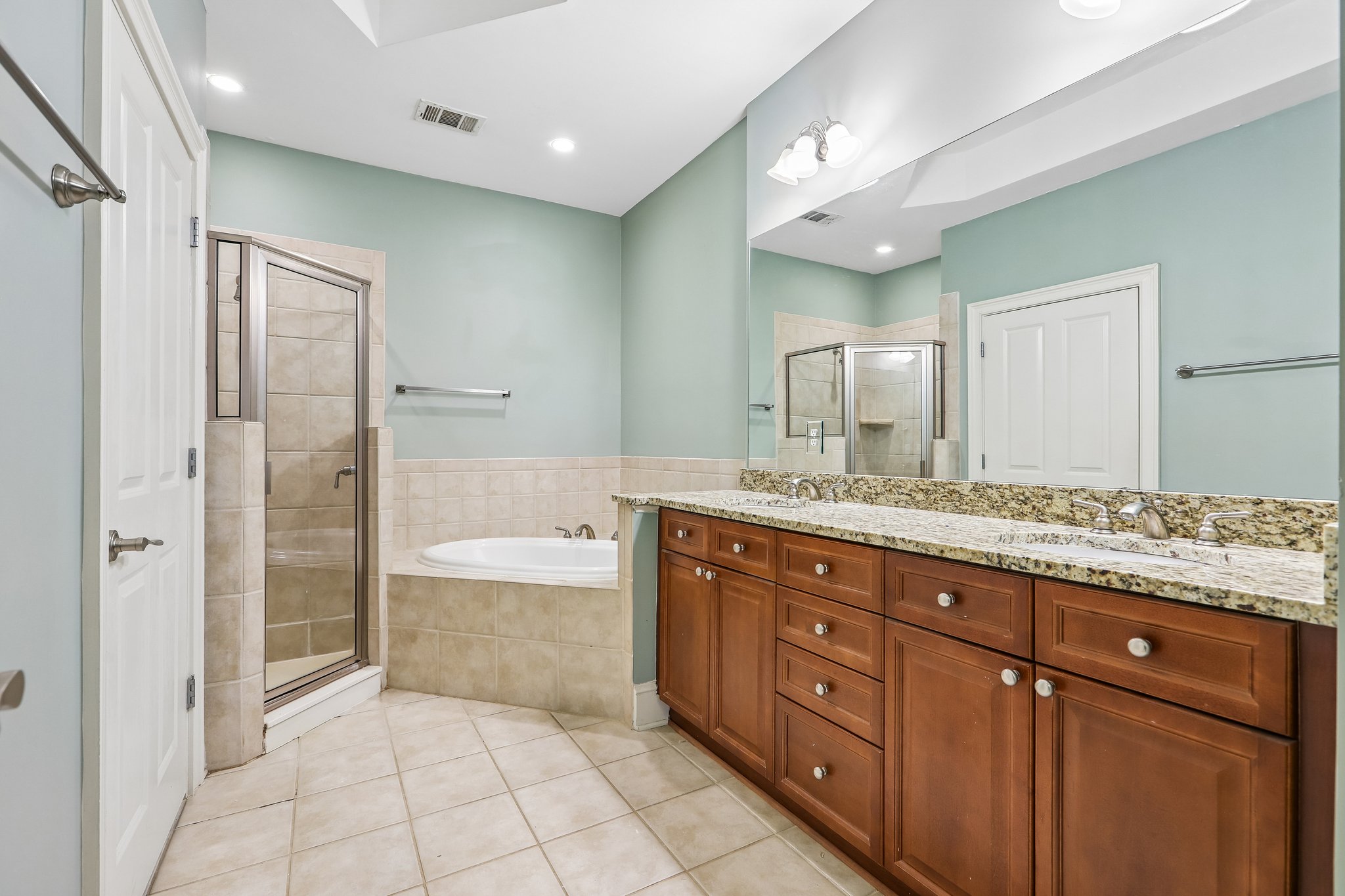 Ashford Creek Cir-S0610-023.jpg