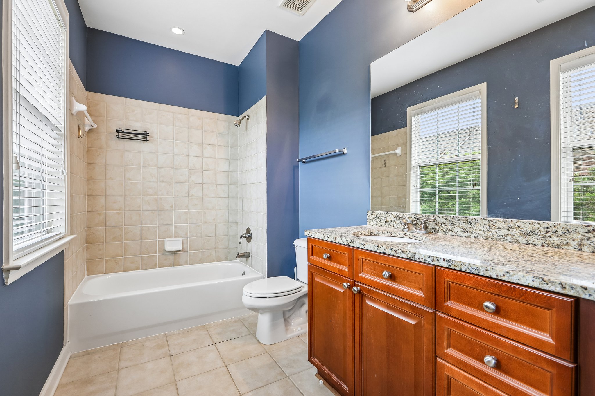 Ashford Creek Cir-S0610-028.jpg